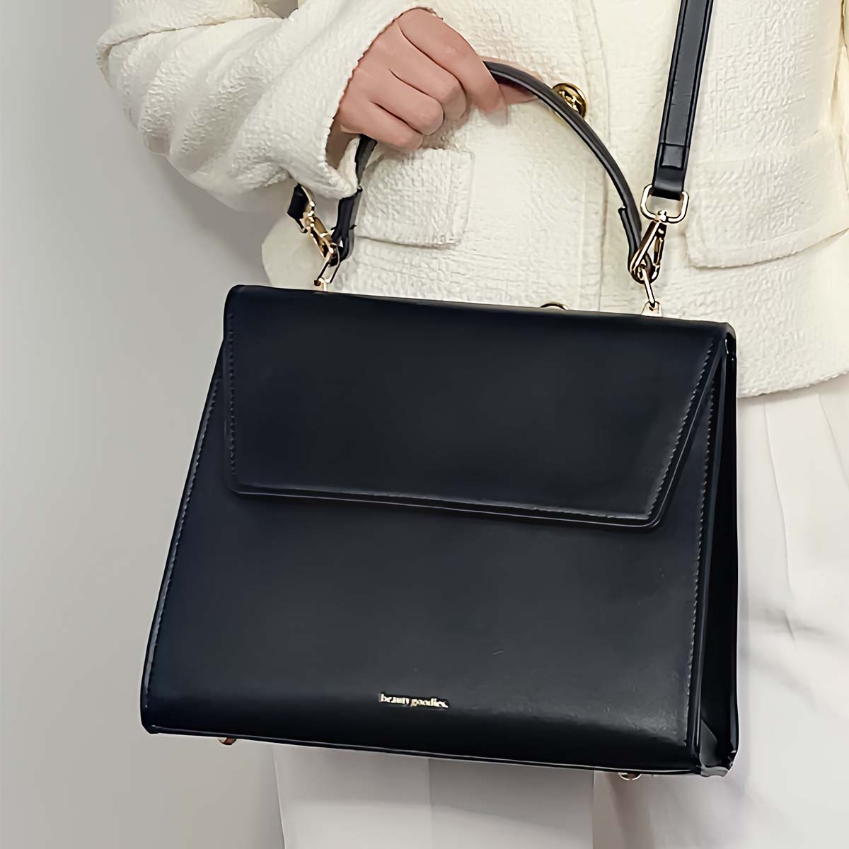 Buy Alexander Wang Black Lunch Bag Clutch in Leather for Women in UAE |  Ounass